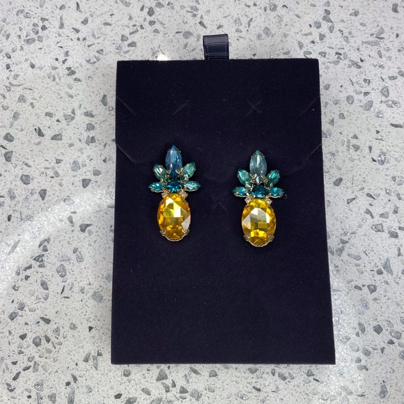 Pineapple earrings - Picture 2 of 3